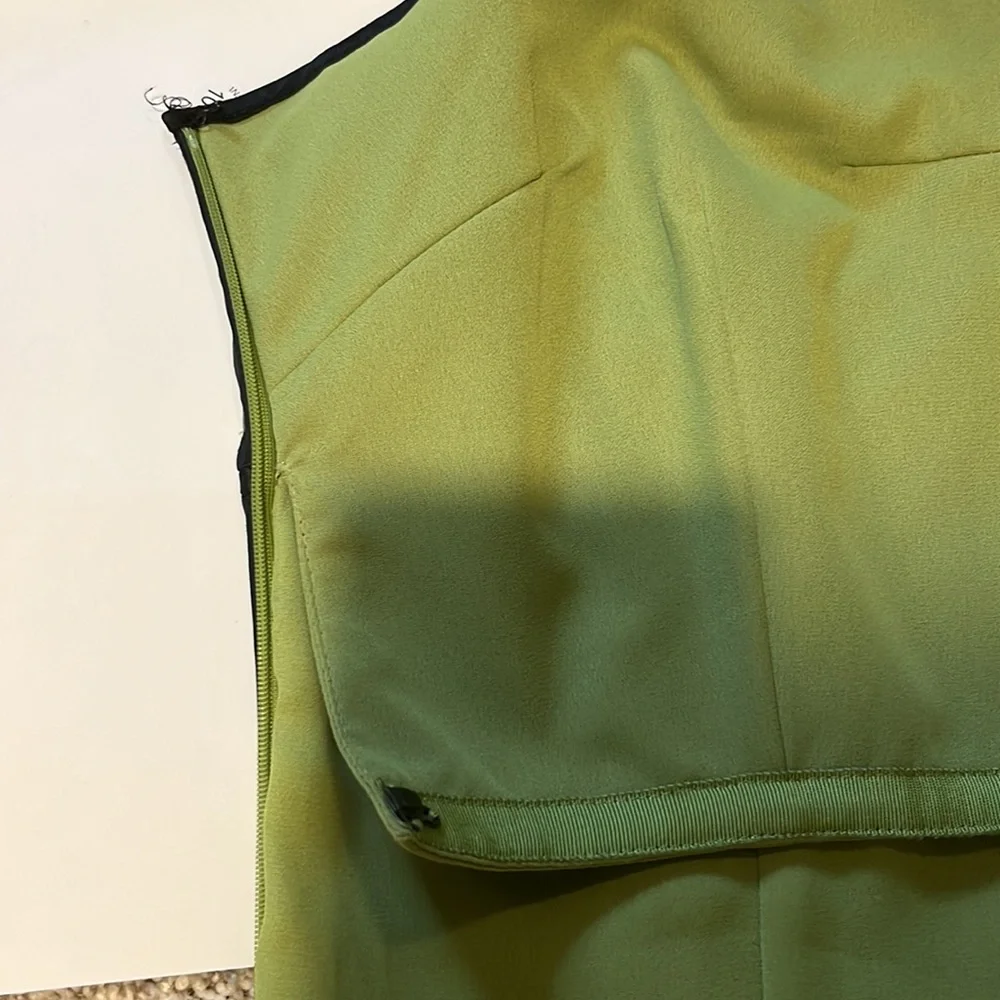 KAY UNGER stunning green dress NWOT size 4 - Picture 6 of 6